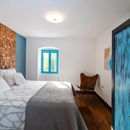 Hidden Gem With Pool *