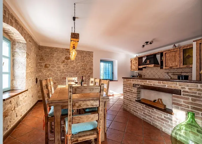 Hidden Gem With Pool Vakantiehuis *